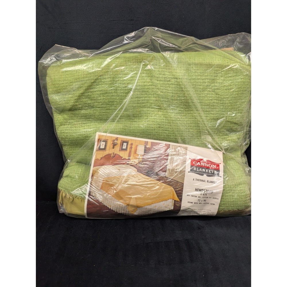 Vtg New Package JCPenney 100% Polyester Avocado Green Waffle Thermal Blanket